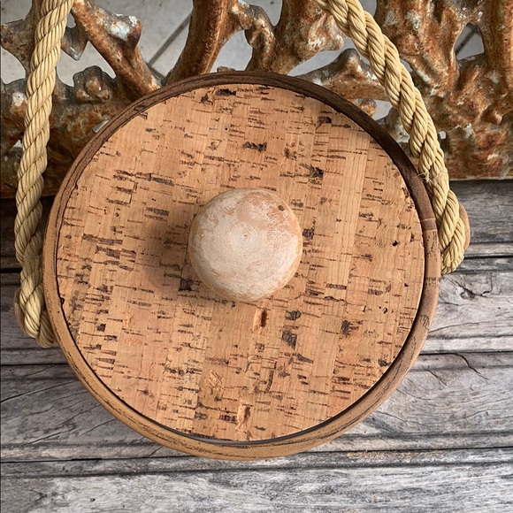 Rustic Ice Bucket with Rope Handle - Picture 4 of 9